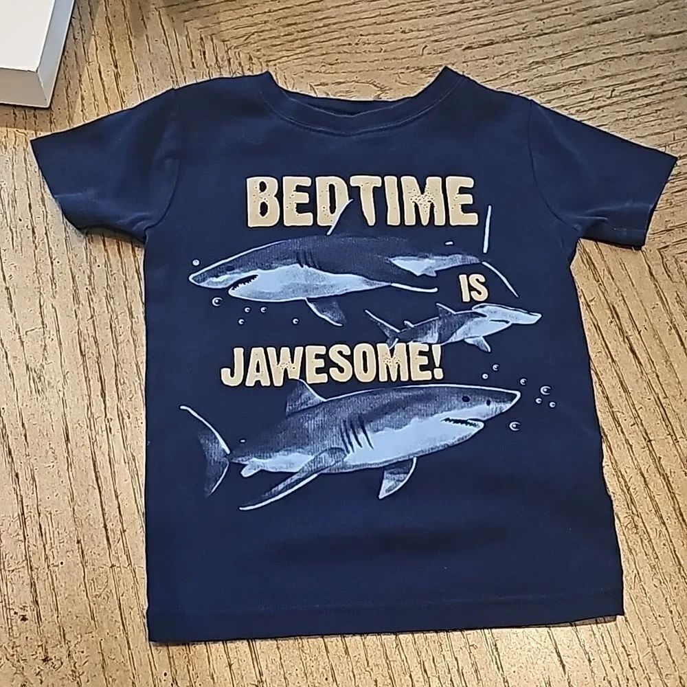 Boys shark pj top size 6
